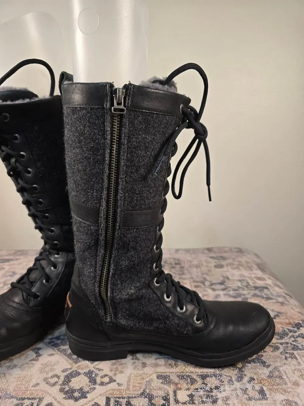 UGG Elvia Waterproof Tall Lace-Up Sheepskin Warm Women's Winter Boots Size 8.5